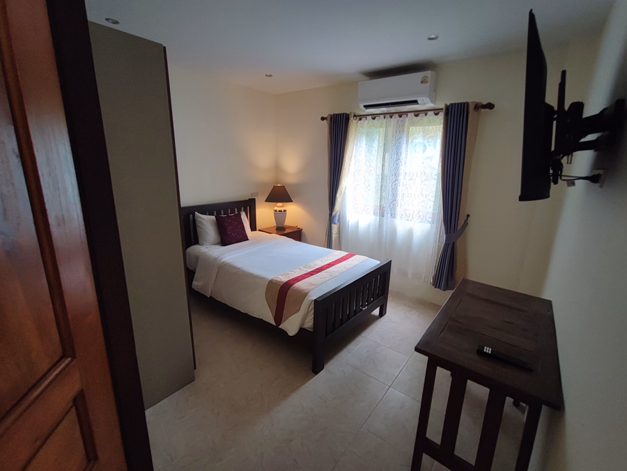 Room BA, bedroom, fifth view.