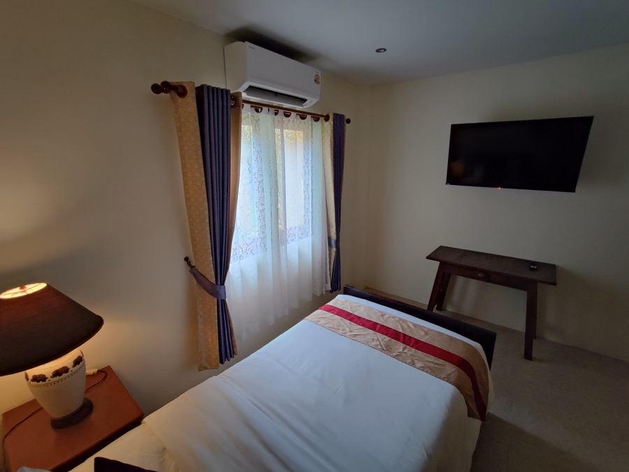 Room BA, bedroom, seventh view.