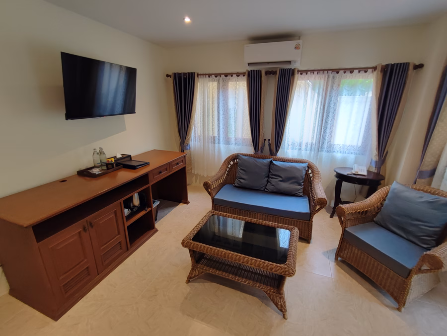 Room BA, lounge, third view.