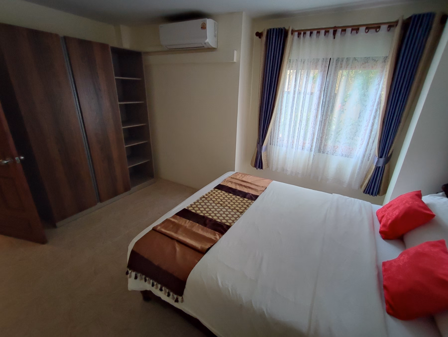 Room BB, bedroom, fourth view.